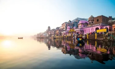 Varanasi tour package from Chennai with Ganga Aarti and temples