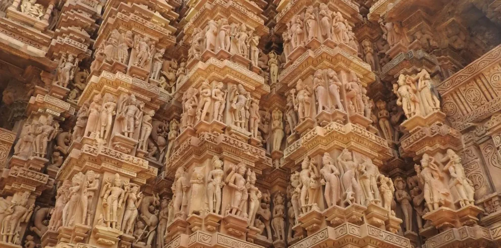 Delhi – Khajuraho – Bandhavgarh Tour Package1