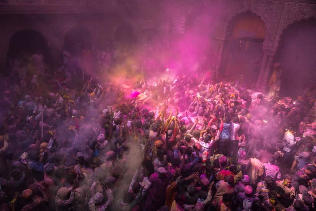 mathura holi