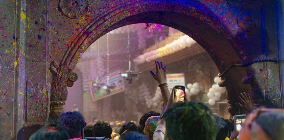 mathura holi