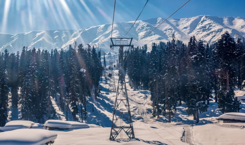 Top Places to Visit in Jammu & Kashmir for a Perfect Holiday