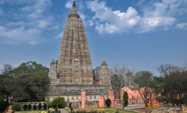 varanasi bodhgaya rajgir patna kushinagar tour package